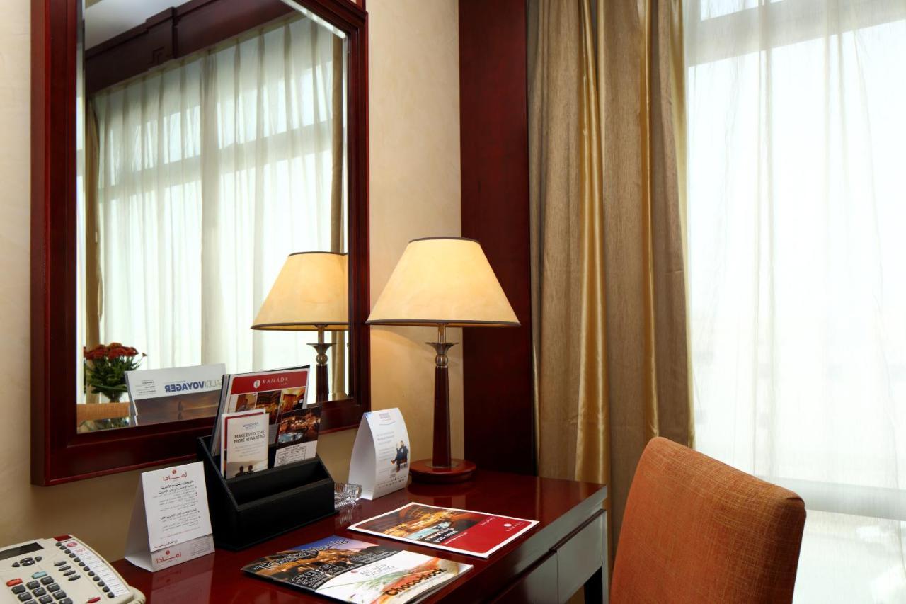 Ramada Riyadh Hotel Exterior photo